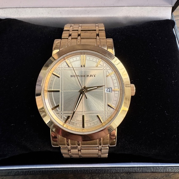Gold Burberry Heritage Men’s Watch - Picture 1 of 10